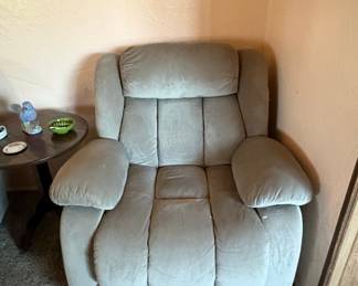 Power Lift Recliner Chair with Heat and Massage