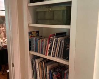 Lots of amazing books, coffee table books, art books and more 