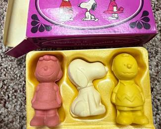Peanuts "Happiness is..." Soap Molds Set