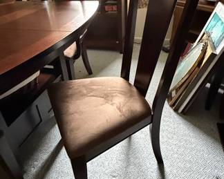 Extendable Dining Table and Chairs Set