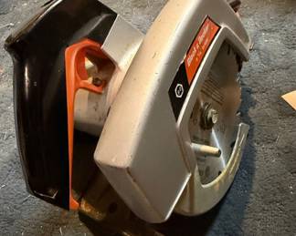 Vintage Black & Decker 7 1/4" Circular Saw Model 7301