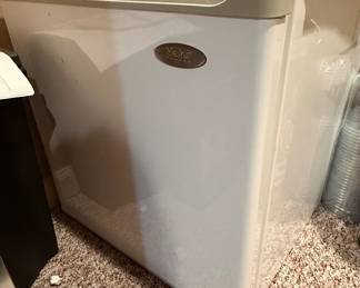 Haier Mini Refrigerator