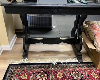small kitchen table, harp table
