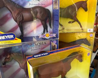 Vintage Bryer Horse Collectables