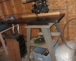 Radial Arm Saw on Metal Stand