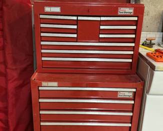 Tool chest