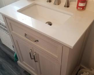 Bath vanity