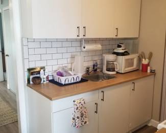 Small galley kitchen with Ikea cabinetry