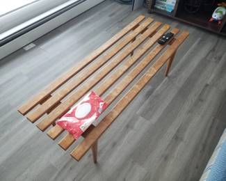 Coffee table/bench