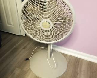 Floor fan