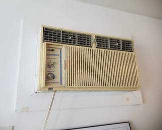 Window AC unit