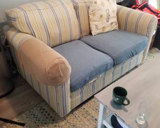 Cozy coastal loveseat