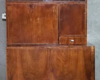 165 Rank 165 Lot 369 Art Deco Walnut veneer 2piece cabinet