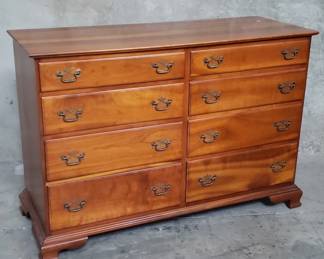 019 Rank 019 Lot 208 Stickley Georgian cherry wood dresser