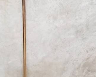 195 Rank 195 Lot 171 Hollywood Regency brass floor lamp