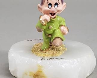 161 Rank 161 Lot 218 Ron Lee signed Disney sculptures on an onyx base