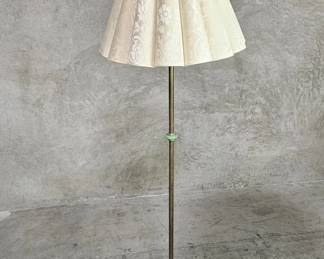 121 Rank 121 Lot 529 Vintage Art Decostyle brass and metal floor lamp