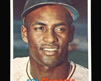 038 Rank 038 Lot 376h 1957 Topps Roberto Clemente baseball card