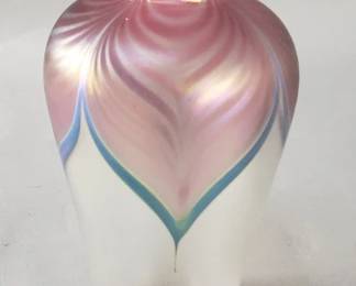 193 Rank 193 Lot 433 Signed Abelman studio glass vase
