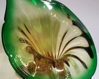 183 Rank 183 Lot 115 Muranostyle hand blown art glass center bowl