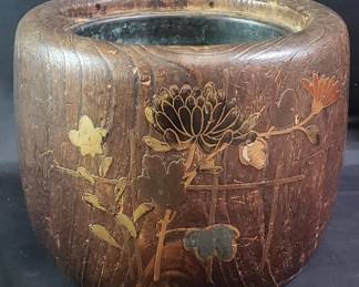 071 Rank 071 Lot 137 Antique Japanese charcoal brazier hibachi with