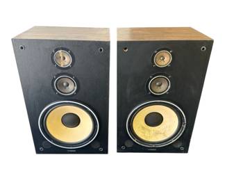 086 Rank 086 Lot 516h Pair of vintage Fisher DS177 3way speakers