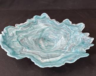 197 Rank 197 Lot 401h Turquoise Muranostyle glass plate