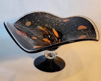198 Rank 198 Lot 450h Murano style hand blown glass bowl