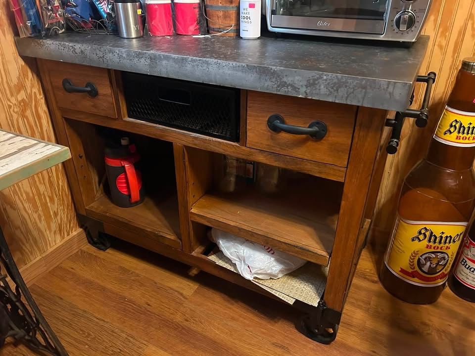 “Kailey” Kitchen Cart Great condition! Must be able to move and load yourself