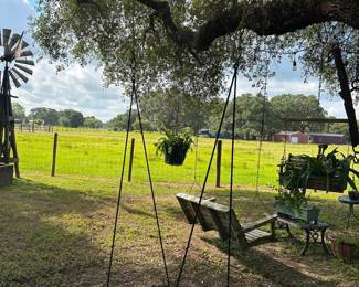 Spider Web Tree Swing Great condition 