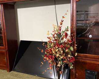 16L x 23W x 69H (Top piece 70")
