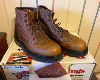 New Red Wing comfort force steel toe boots size 7 D
