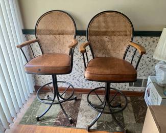 Pr. bar stools