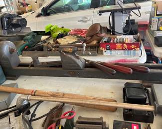 Wood lathe with hand tools