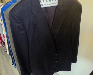 VINTAGE MENS SUIT BLAZER