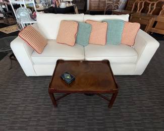 Lots and lots of furniture in this sale !
