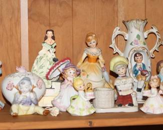 Collectible figurines