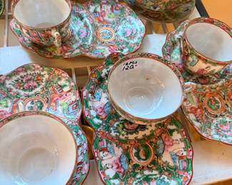 This set was mistakenly prices … the actual price is $225 for this set of 16 pieces… I think there are 16 pieces.