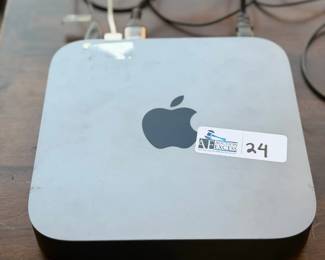 Apple Mac mini (2018) A1993 - 6-Core Intel Core i7 - 32GB RAM - 1TB SSD - macOS Sequoia