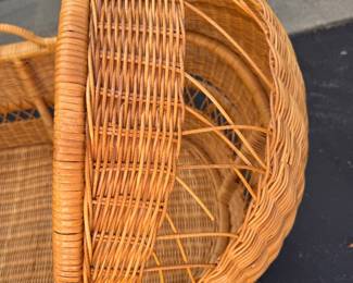 Vintage Rattan Bassinette. Photo 3 of 4.