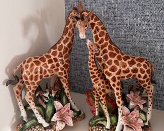 Fitz & Floyd 2001 Exotic Jungle Collection Giraffe Figurines. Each Measures 16" H x 9" W. Photo 3 of 4.