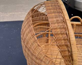 Vintage Rattan Bassinette. Photo 2 of 4.