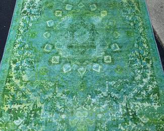 Vibrant Green & Aqua Rug. Measures 8' x 10'. Photo 1 of 4.