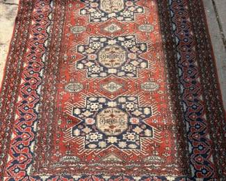 Antique Persian/Turkish Heriz rug, 6' x 4'