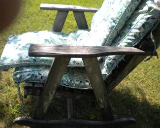 Wooden lawn chair