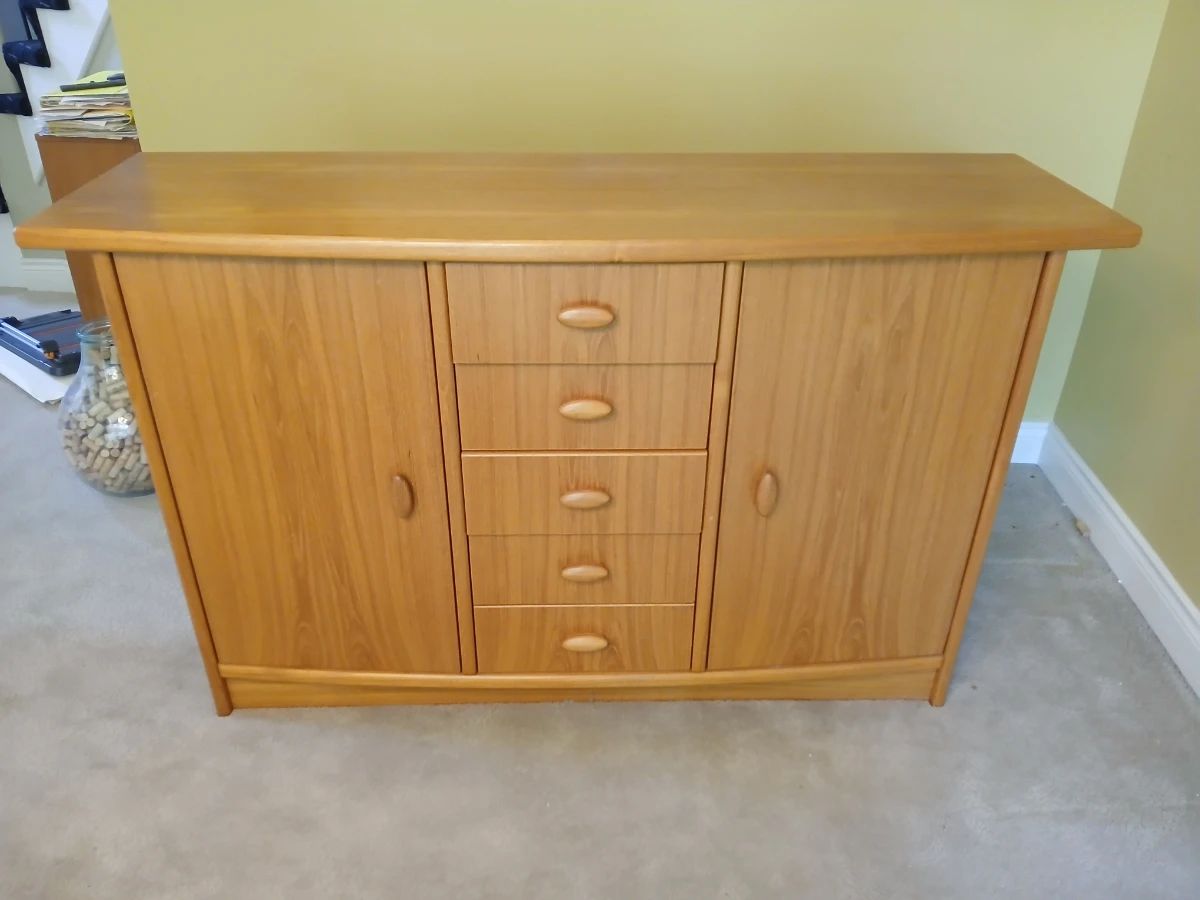 Made in Denmark SOLID TEAK