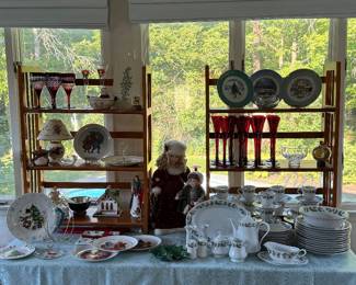 Sunroom-Christmas items