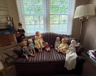 dolls, love seat, lamp
