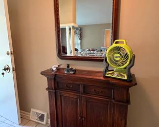 entry way furniture and mirror