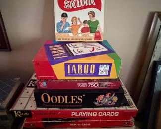 games and antique games, old skunk game and old monopoly game